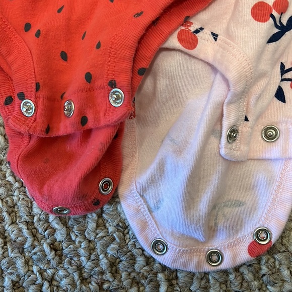 CARTERS 6M SET OF 5 SNAP CLOSURE TANKS - POLKA DOTS, CHERRIES, and WATERMELON - Picture 6 of 6